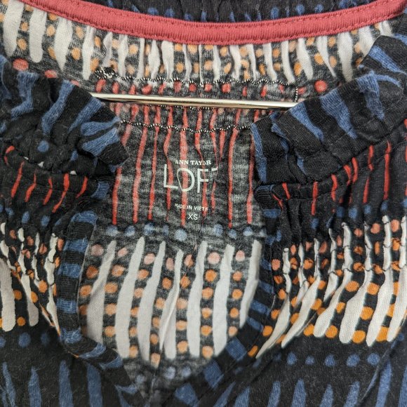 Ann Taylor LOFT Tribal Print Top, Red/Blue/White, Women's XS - Picture 3 of 4